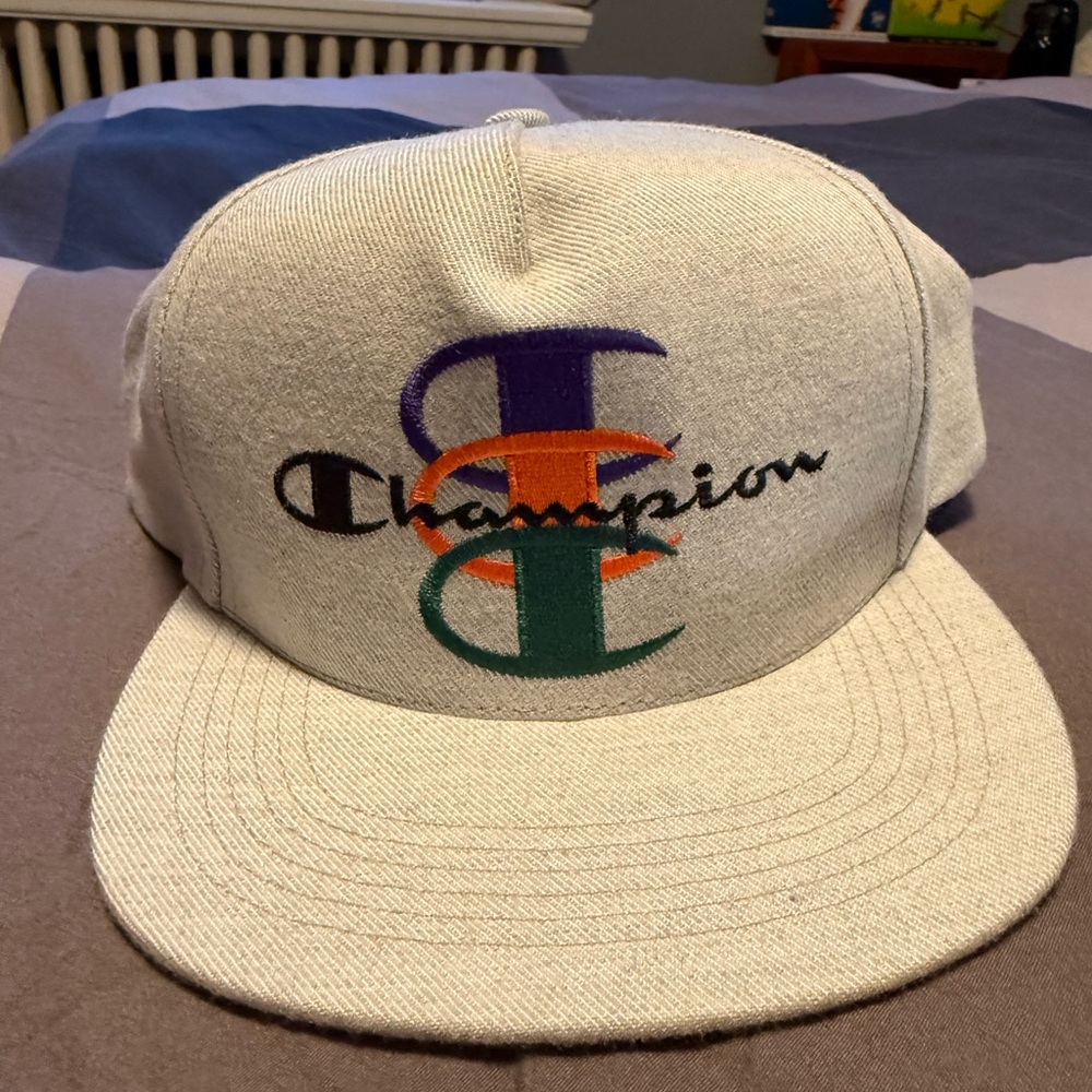 Supreme Red and Black Tag on Gray Cap